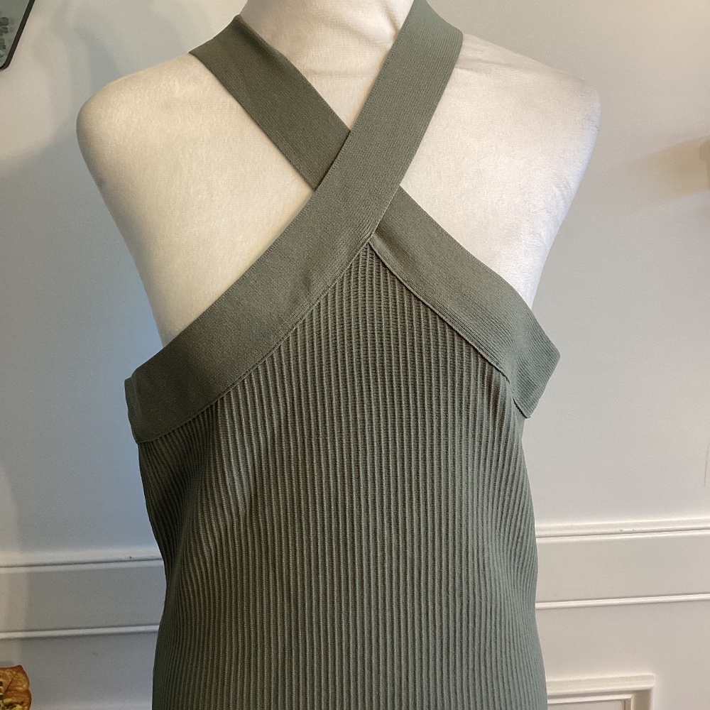 CRISSCROSS RIBBED SHELL TOP (Color: Light Green)( Size: Large)